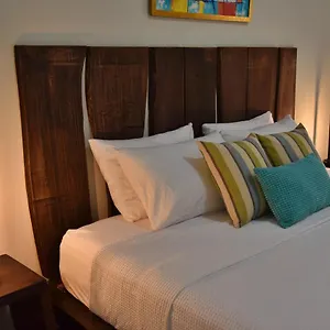 https://fairview-valleys.greaterantilleshotels.net